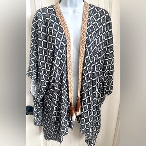 Mystree Open Kimono Embellished with Gold/Cream Jacquard Trim& Tassels, size M
